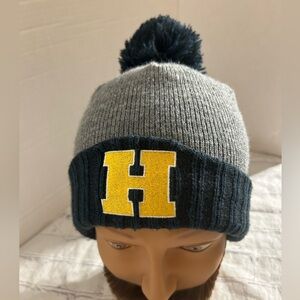 NEW ERA CHUNKY POM POM GREY NAVY WITH GOLD WHITE H LOGO FLEECE LINED BEANIE O/S